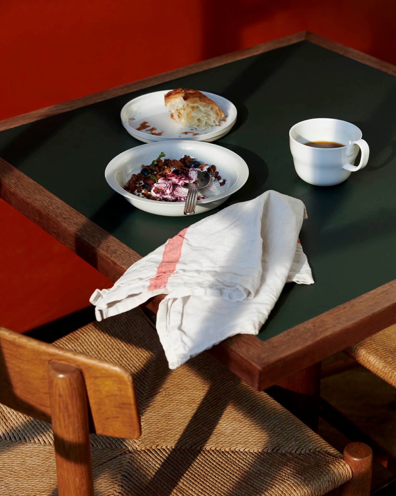 SAETTER_Womem-supporting-women_The-Table-Project_Vibeke-Panduro_003.jpg